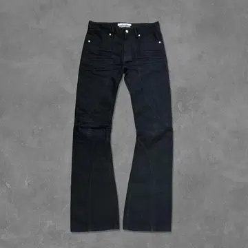 블랙 플레어 데님