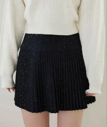 NICE CLAUP 세플리츠 라메 혼방 스커트