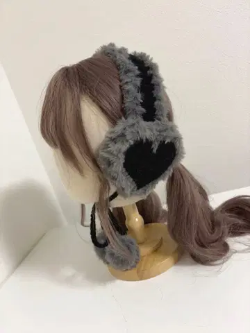 하트 귀도리 블랙 그레이 핸드메이드 귀도리 귀마개