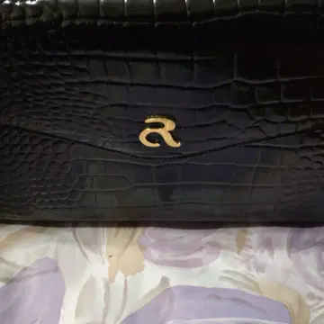 크로커다일풍 블랙 숄더백