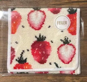 페이 스트로베리 도트 손수건 파우치 아이보리