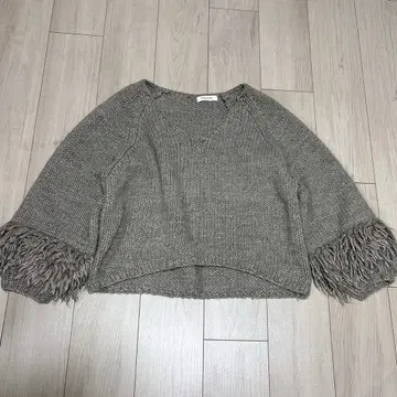 spic&span 알파카 혼방 로 게이지 니트 스웨터 프린지