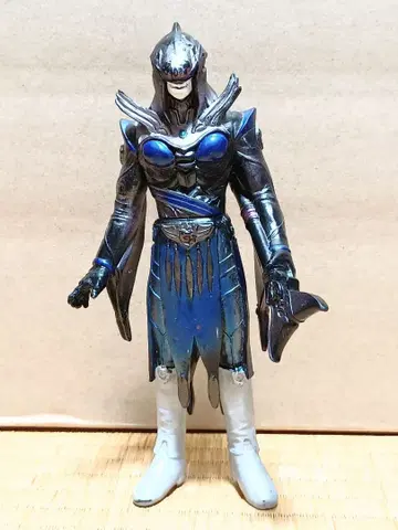 괴인 물의 엘르 17cm 가면라이더 아기토 소프트 비닐 괴수 307