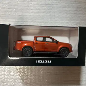 ISUZU 픽업 트럭 1/43 스케일
