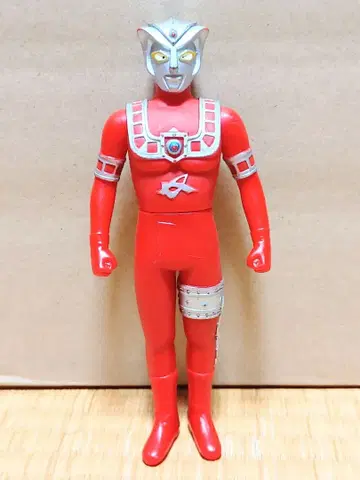 구 800 아스트라 17cm 울트라맨 소프트 비닐 울트라 히어로 307