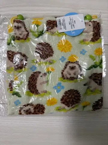 미개봉 새상품 라브러리 바이 페이 찌릿찌릿 고슴도치 복조리 파우치