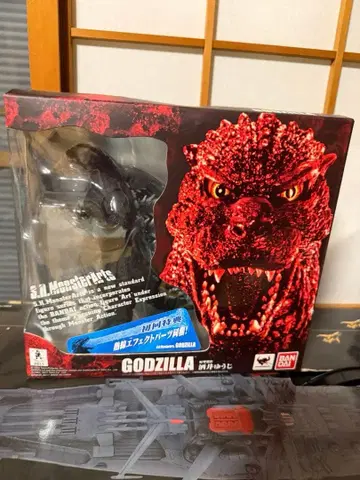 S.H. 몬스터아츠 고질라