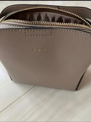 숄더백 언그리드 ungrid