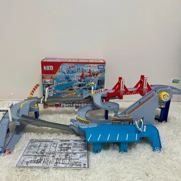 토미카 코스가 늘어나는! 2WAY 활기찬 고속도로