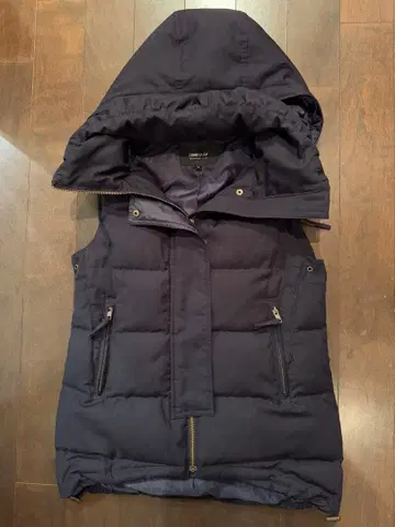 COMME CA ISM 후드 부착 다운 베스트 M