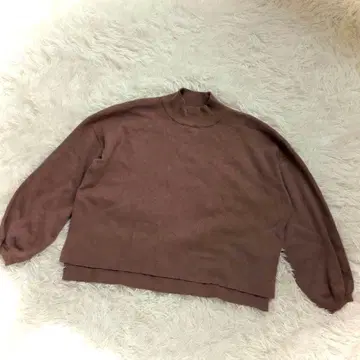 PAGEBOY 드롭 숄더 모크넥 니트 스웨터 퍼프 슬리브