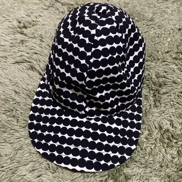 marimekko 도트 무늬 캡