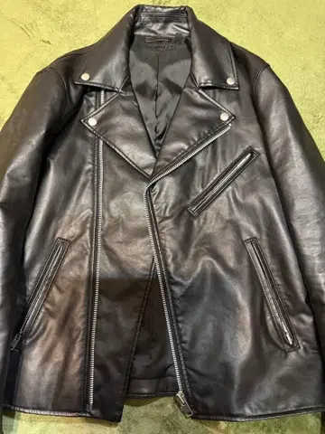 유니클로 블랙 더블 라이더 자켓