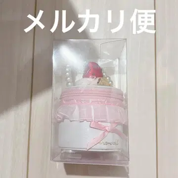 딸기 휘핑 케이크 디자인 액세서리 케이스 시나몬 시나모롤