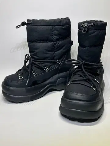 LAGUA GEM 통굽 퀼팅 부츠 23.5cm 블랙 새상품급