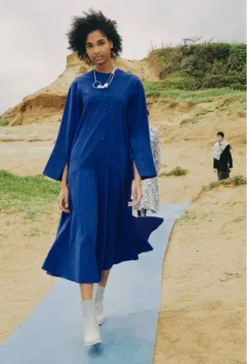 UN3D. 백개더 셔츠 원피스 앙리드 오기하라 모모코 ommo