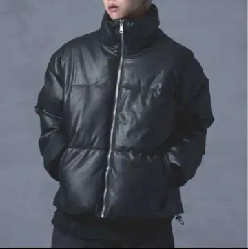 G.O.C. 블랙 가죽 다운 자켓 L 사이즈