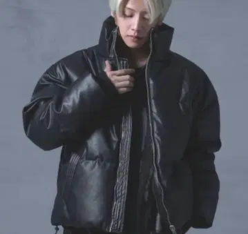 G.O.C. 블랙 가죽 다운 자켓 L 사이즈