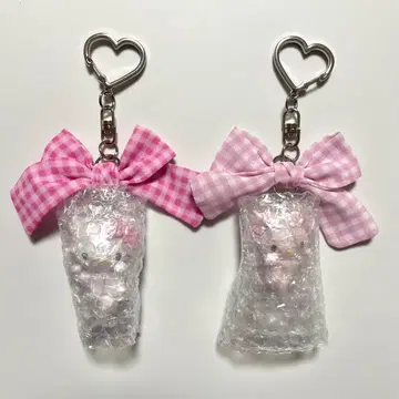 [ 익명 ] 산리오  시크릿 키링 허니 큐트