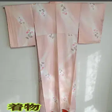 호몬기 꽃무늬 연한 살몬 핑크 계열 그라데이션, 기장 약 147.5cm