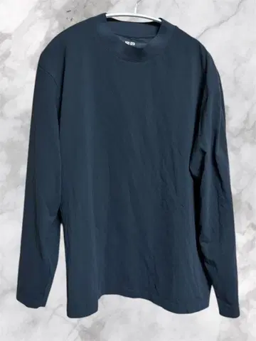 유니클로U 드라이EXUV컷T셔츠 긴팔 모크넥 다크 그레이