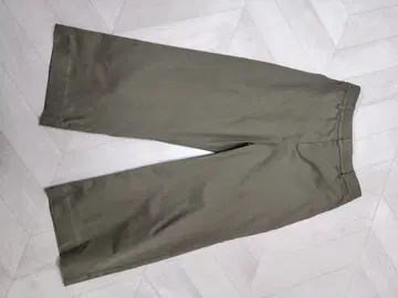 올리브색 와이드 팬츠