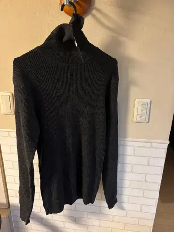 Oreg 다크 그레이 터틀넥 니트 사이즈 31 새상품