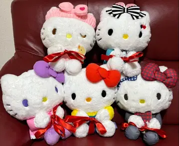 산리오 헬로키티 안아주기 포즈 인형 BIG 타입 타이토 5종 세트