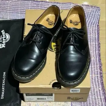 닥터 마틴 1461 3홀 슈즈