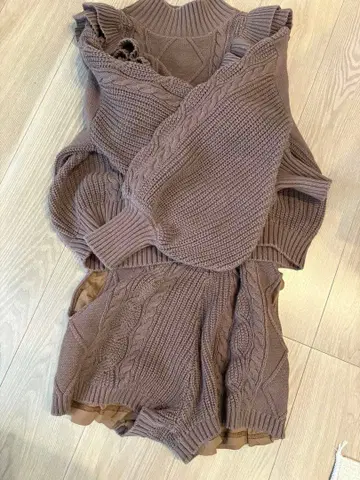 Heathery 브라운 케이블 짜임 니트 F