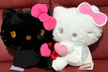 산리오 헬로키티 안아주기 포즈 인형 BIG 타입 천사 악마 다이토