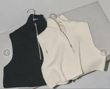 리브 하프 지퍼 하이넥 니트 베스트