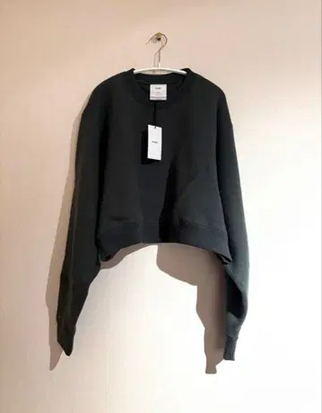 [ 새상품 ] HYKE 하이크 CROPPED SWEAT SHIRT