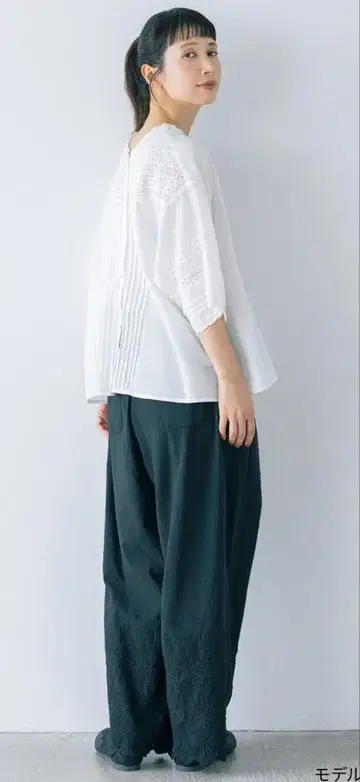 사만사 모스모스 kazumi 콜라보 자수 팬츠 블랙