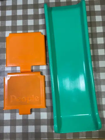 화이트 와이파크 짐 미끄럼틀 쉼터 피플 People