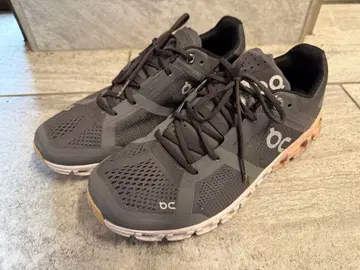 On 그레이 스니커즈 온 러닝화 핑크 24cm US7