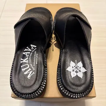 쇼세 MUKAVA 크로스 샌들 블랙 23.5cm