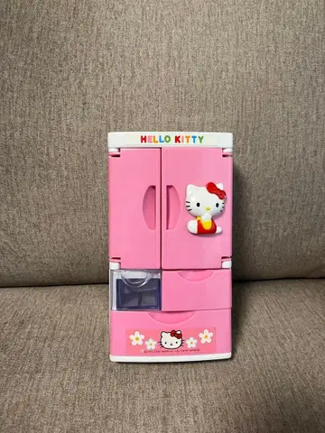 헬로키티 냉장고 핑크 키티