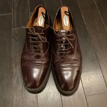 SANDERS 다크 브라운 드레스 신발