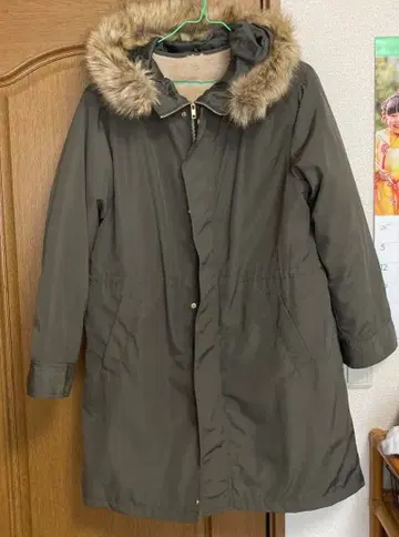 여성용 코트 아우터 M사이즈 탈부착 가능