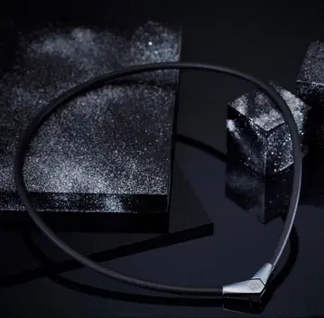 코란토테 목걸이 ALT (올트)