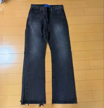 치카시츠 데미지 플레어 데님 LANE