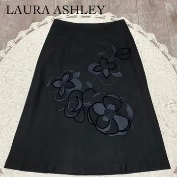 LAURA ASHLEY 로라 애슐리 플라워 자수 플레어 스커트 검정