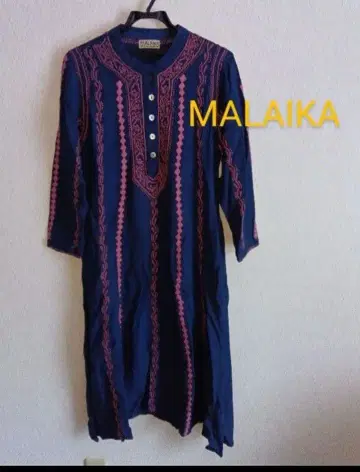 MALAIKA 자수 원피스 네이비 핑크