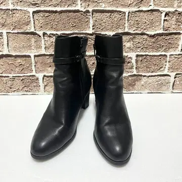 OPAQUE.CLIP 가죽 느낌 숏부츠 L 청키힐 금장 장식 포함