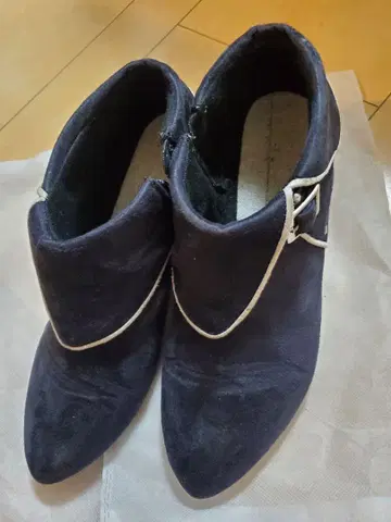 명탐정 코난 아무로 토오루 버번 부티 24.5cm