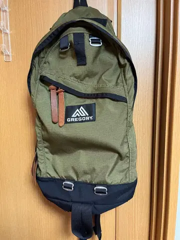 GREGORY 그레고리 데이팩 카키