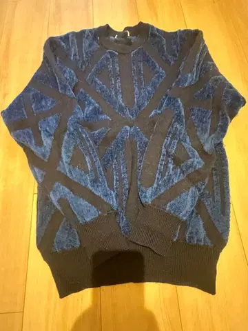 기하학 패턴 니트 스웨터 네이비