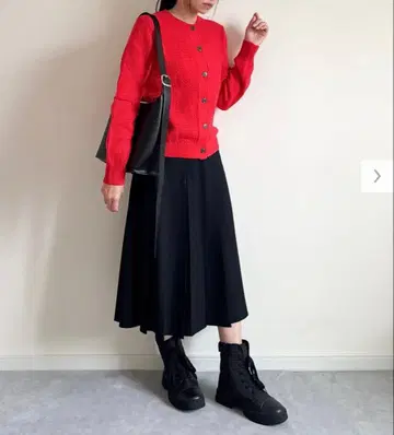 택 포함 새상품 유니클로 코토니에 M 울 블렌드 크루넥 가디건