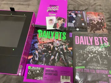 SEASON'S GREETINGS 2022 BTS